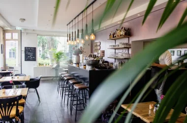interior_shot_cafe_with_chairs_near_bar_with_wooden_tables_1